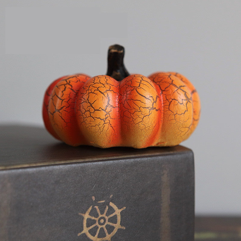 Round pumpkin lantern